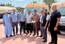 Photo of تسليم مفاتيح خمس سيارات جديدة للنقل المدرسي تعزز العرض الاجتماعي والتعليمي بالجماعة